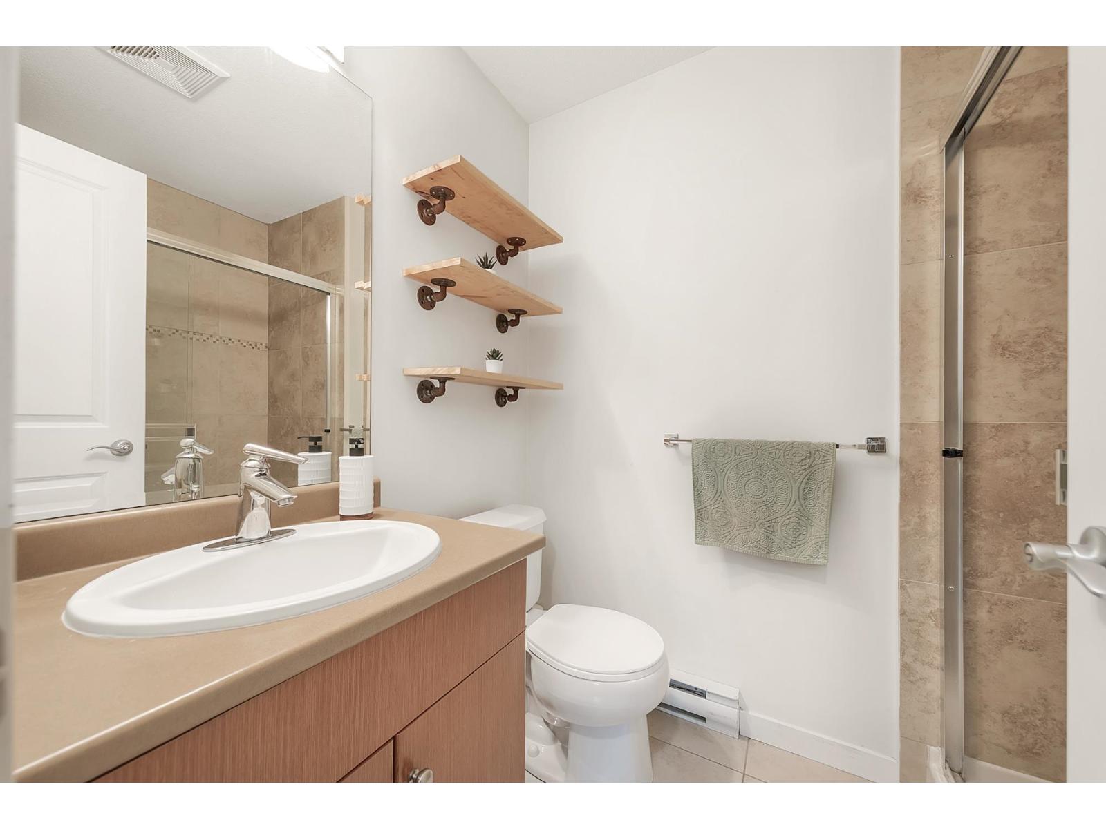 311 33318 E Bourquin Crescent, Abbotsford, British Columbia  V2S 0A6 - Photo 20 - R3039048