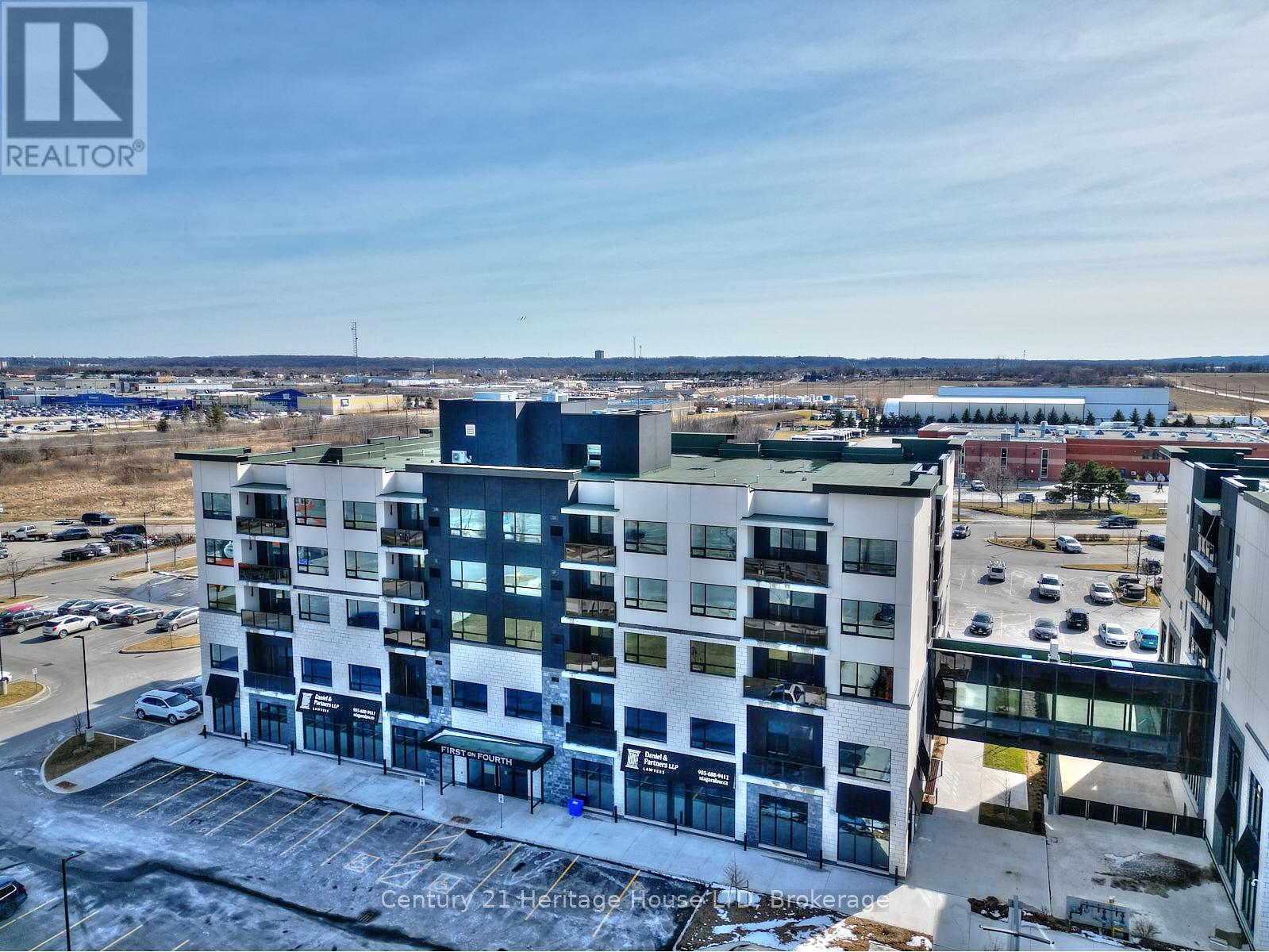 407 - 300b Fourth Avenue, St. Catharines, Ontario  L2S 0E6 - Photo 3 - X12355276