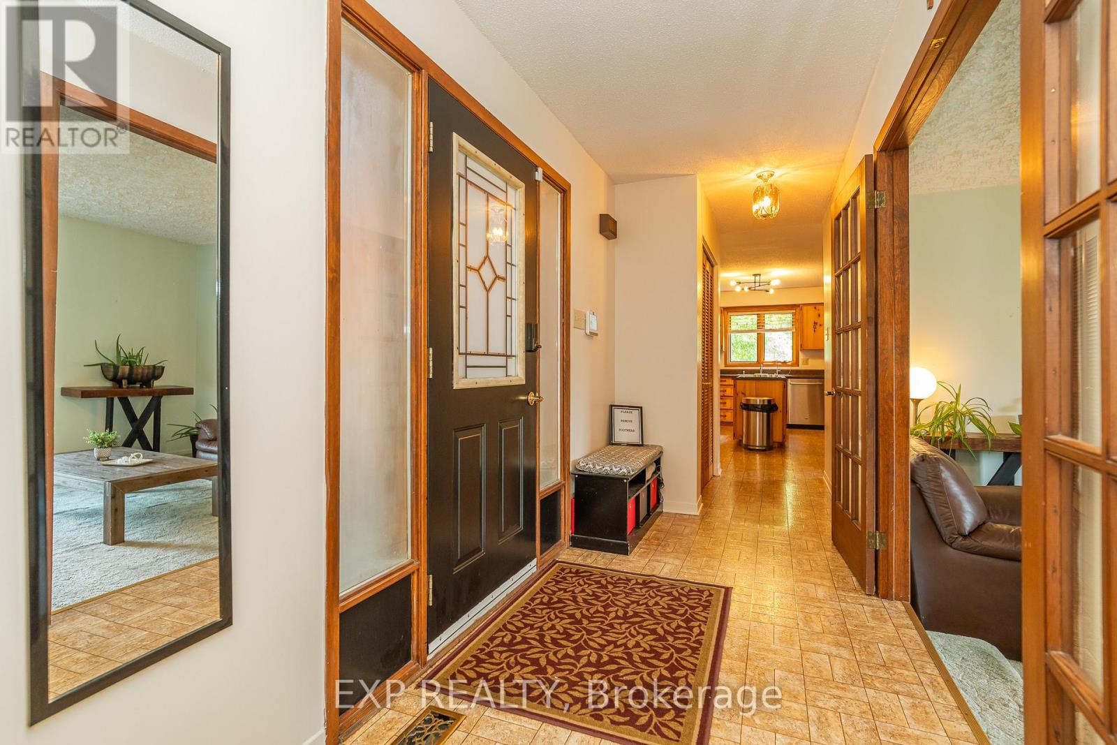 1437 Usborne Street, Mcnab/braeside, Ontario  K0A 1G0 - Photo 2 - X12355523