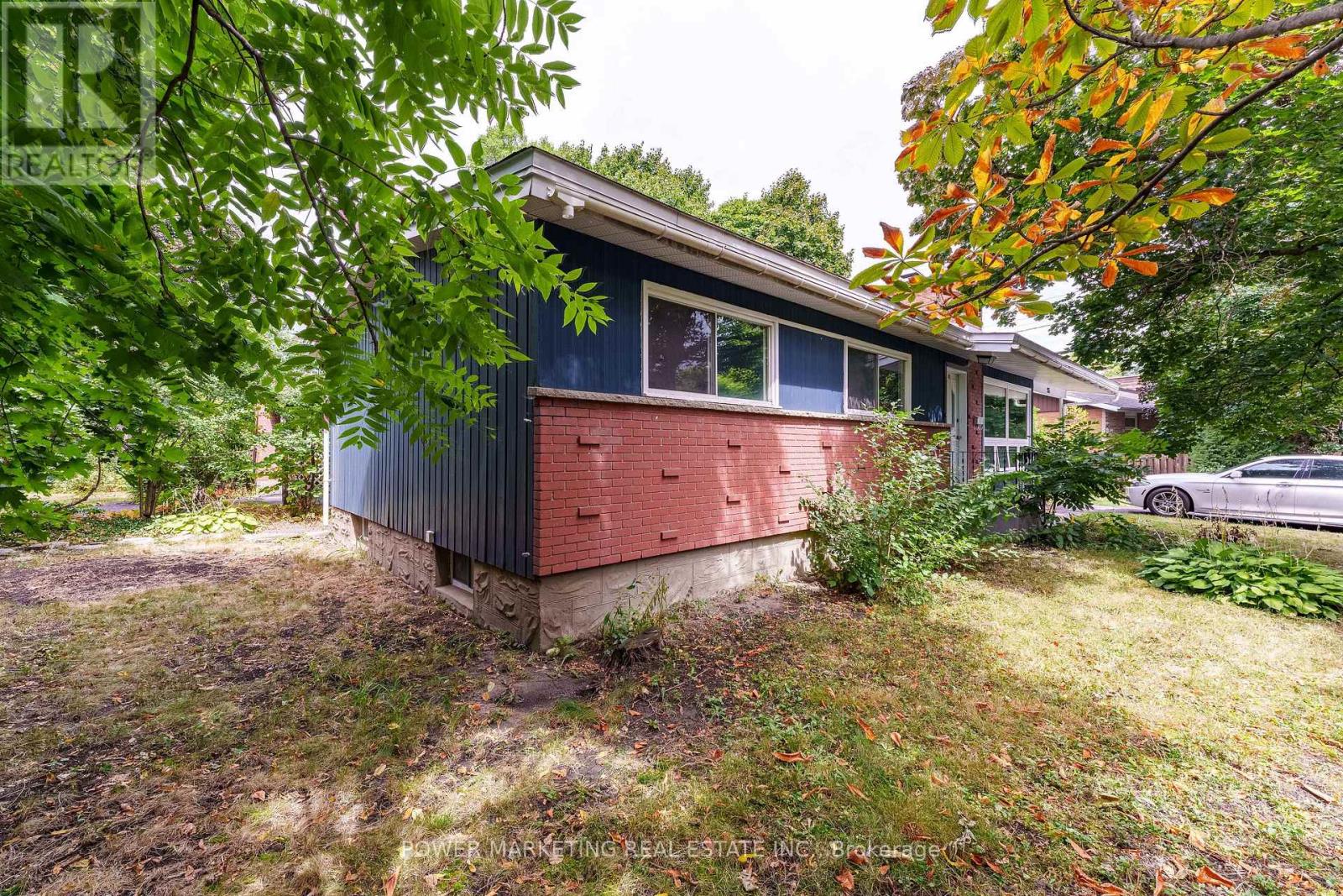 935 Goren Avenue, Ottawa, Ontario  K1S 1N4 - Photo 22 - X12355595