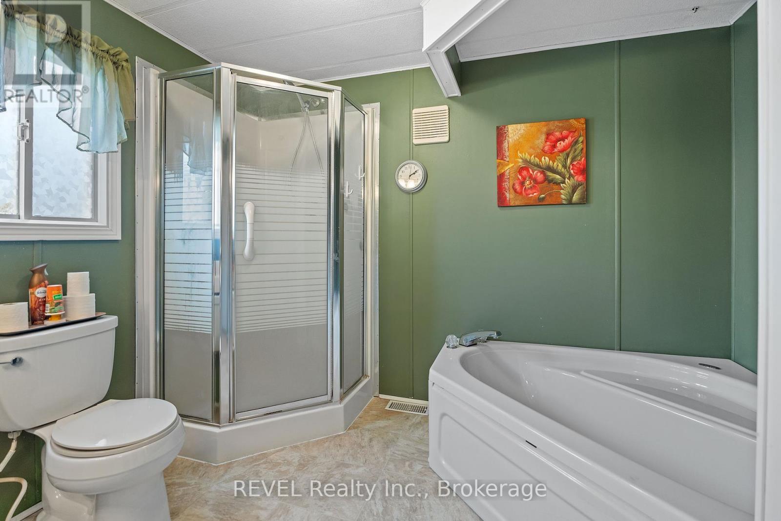 350 - 3033 Townline Road, Fort Erie (Black Creek), Ontario  L0S 1S1 - Photo 21 - X12355507