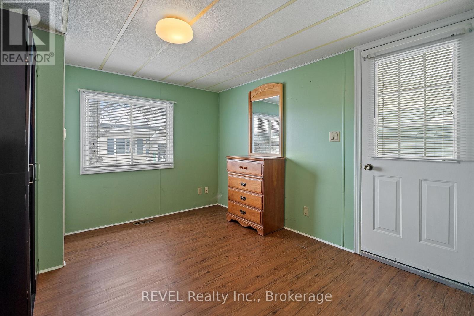 350 - 3033 Townline Road, Fort Erie (Black Creek), Ontario  L0S 1S1 - Photo 22 - X12355507