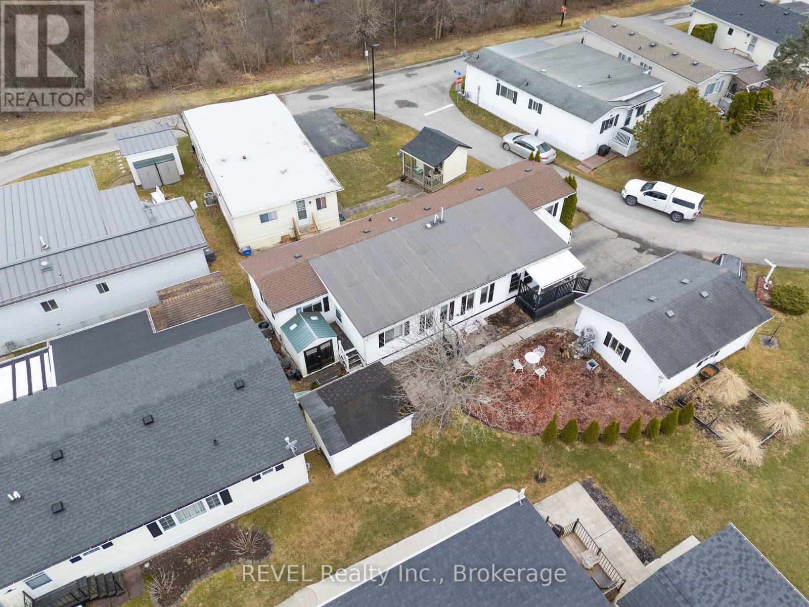 350 - 3033 Townline Road, Fort Erie (Black Creek), Ontario  L0S 1S1 - Photo 26 - X12355507