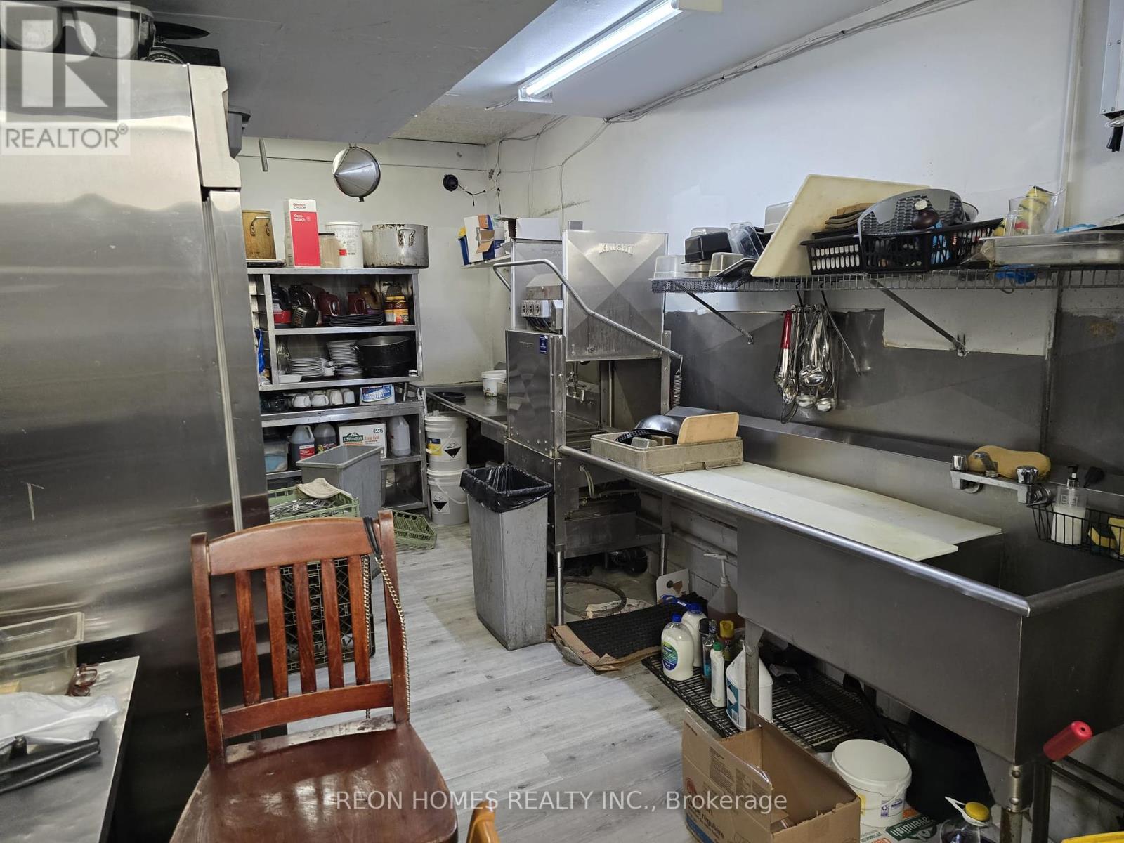 926 Simcoe Street N, Oshawa, Ontario  L1G 4W2 - Photo 5 - E12355484