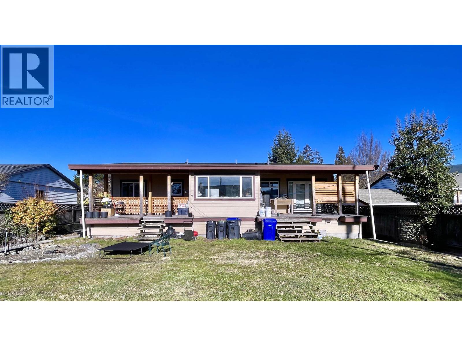 5693 Dolphin Street, Sechelt, British Columbia  V0N 3A0 - Photo 15 - R3037819