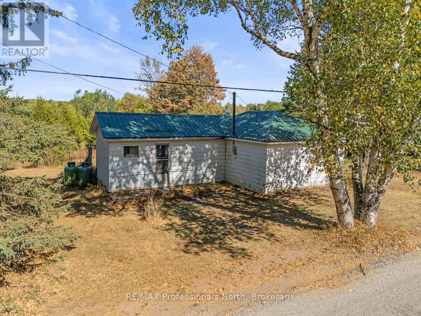 60 Mountain Street, Dysart Et Al, Ontario  K0M 1S0 - Photo 19 - X12355541