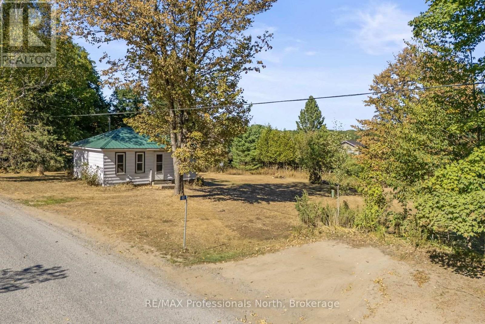 60 Mountain Street, Dysart Et Al, Ontario  K0M 1S0 - Photo 26 - X12355541
