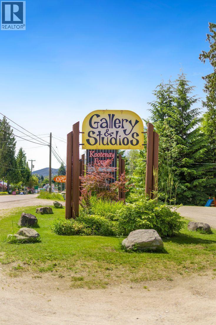 16095 3a Highway, Crawford Bay, British Columbia  V0B 1E0 - Photo 8 - 10359793