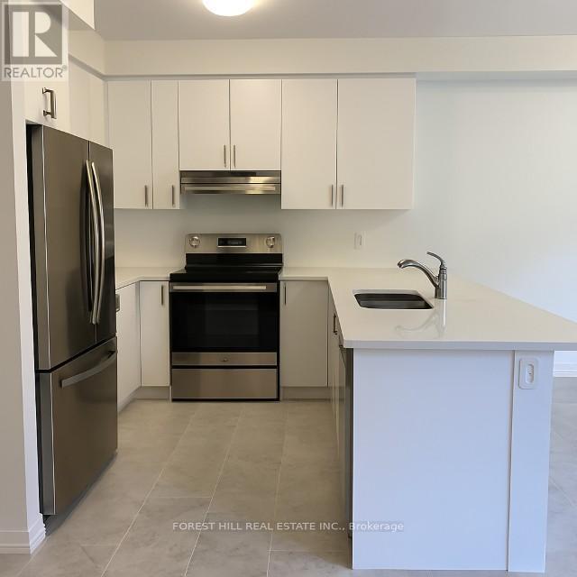 13 Sassafrass Road, Springwater, Ontario  L9X 2C6 - Photo 4 - S12355459