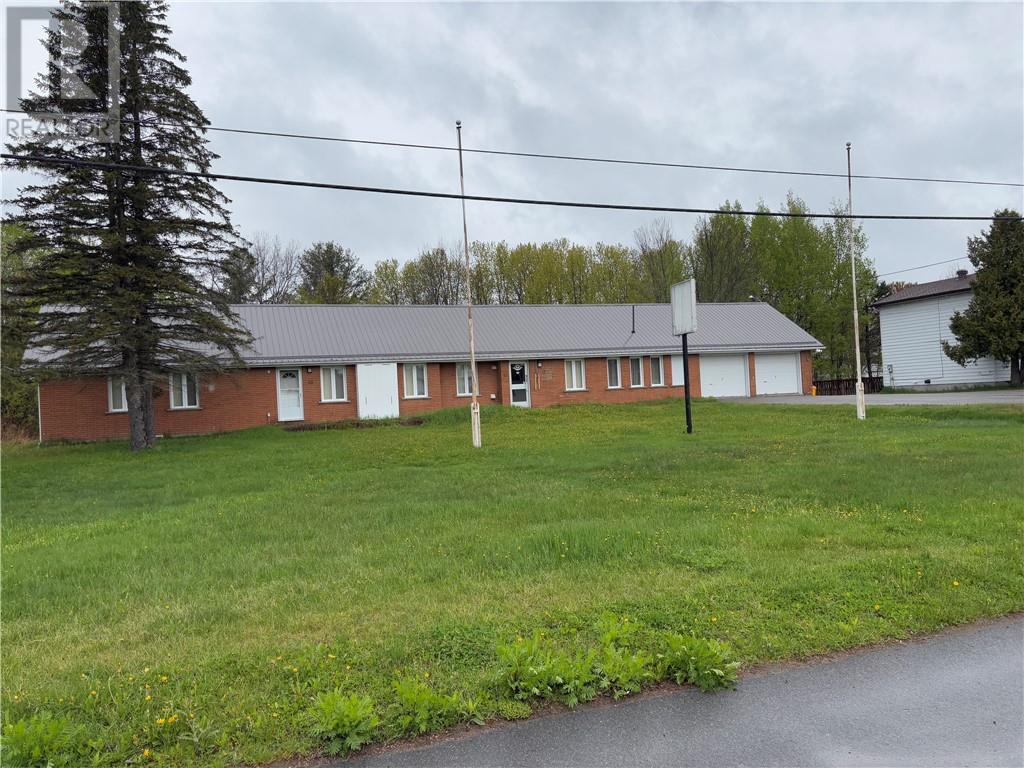 53-55 St Charles St, Killarney, Ontario  P0M 2A0 - Photo 13 - 2123235
