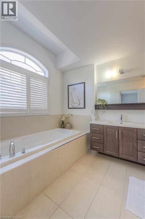 215 Dundas Street E Unit# 38, Waterdown, Ontario  L8B 0X1 - Photo 33 - 40752291
