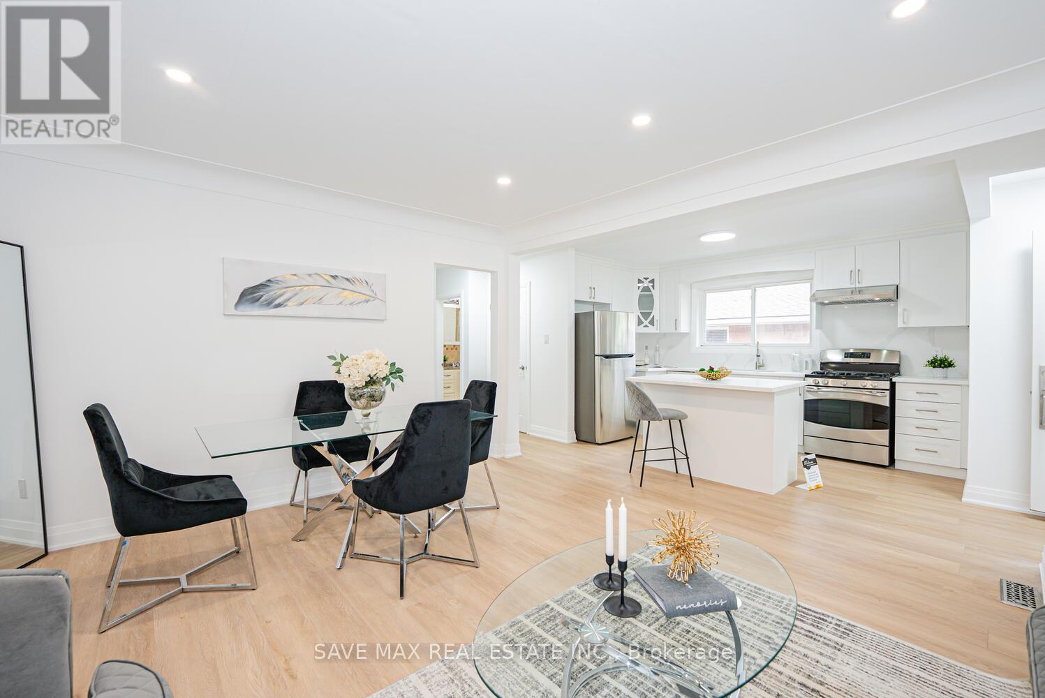 248 West 18th Street, Hamilton, Ontario  L9C 4G9 - Photo 11 - X12355452