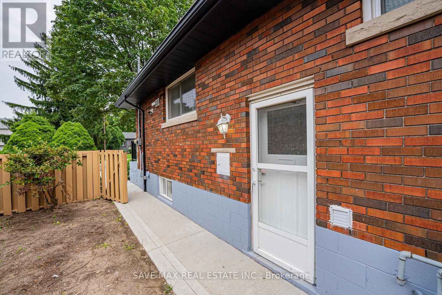 248 West 18th Street, Hamilton, Ontario  L9C 4G9 - Photo 27 - X12355452