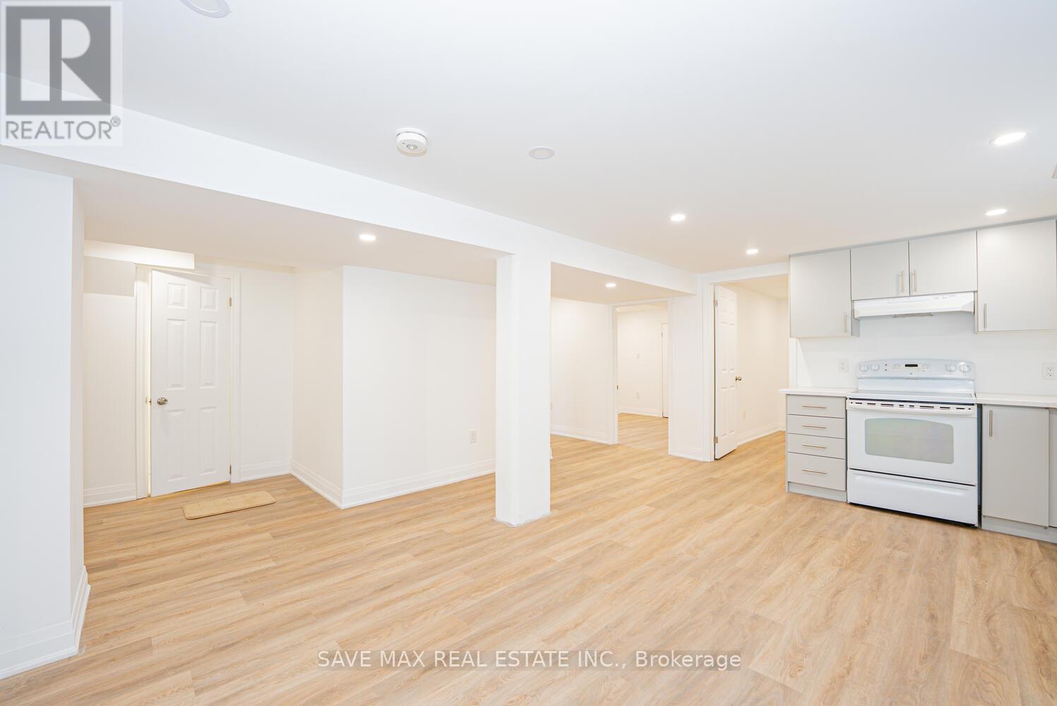 248 West 18th Street, Hamilton, Ontario  L9C 4G9 - Photo 32 - X12355452