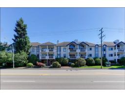 111 13918 72 AVENUE, Surrey, British Columbia