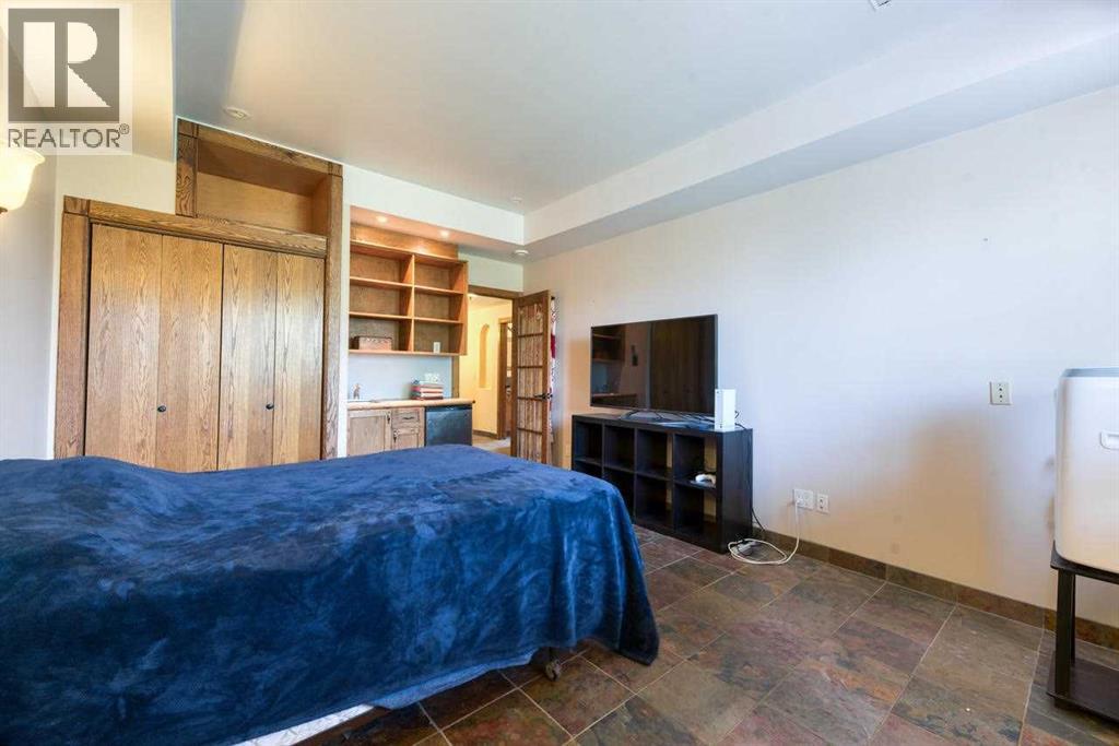 764 East Chestermere Drive, Chestermere, Alberta  T1X 1A6 - Photo 40 - A2234797