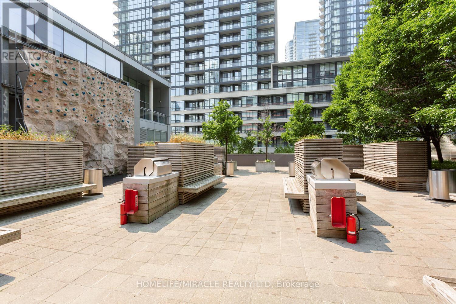 3002 - 25 Telegram Mews, Toronto, Ontario  M5V 3Z1 - Photo 36 - C12355530