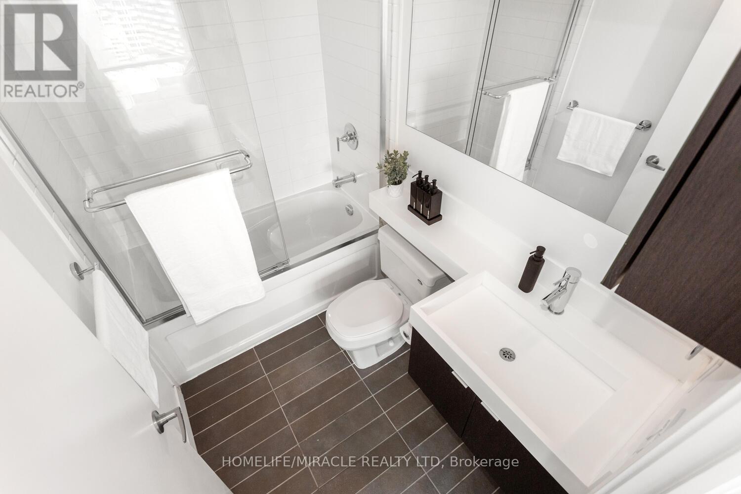 3002 - 25 Telegram Mews, Toronto, Ontario  M5V 3Z1 - Photo 43 - C12355530