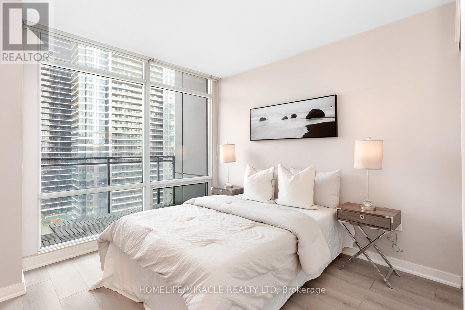 3002 - 25 Telegram Mews, Toronto, Ontario  M5V 3Z1 - Photo 45 - C12355530