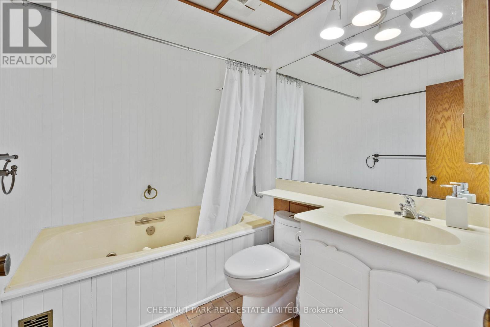 23 Edith Drive, Toronto (Yonge-Eglinton), Ontario  M4R 1Y9 - Photo 26 - C12355560