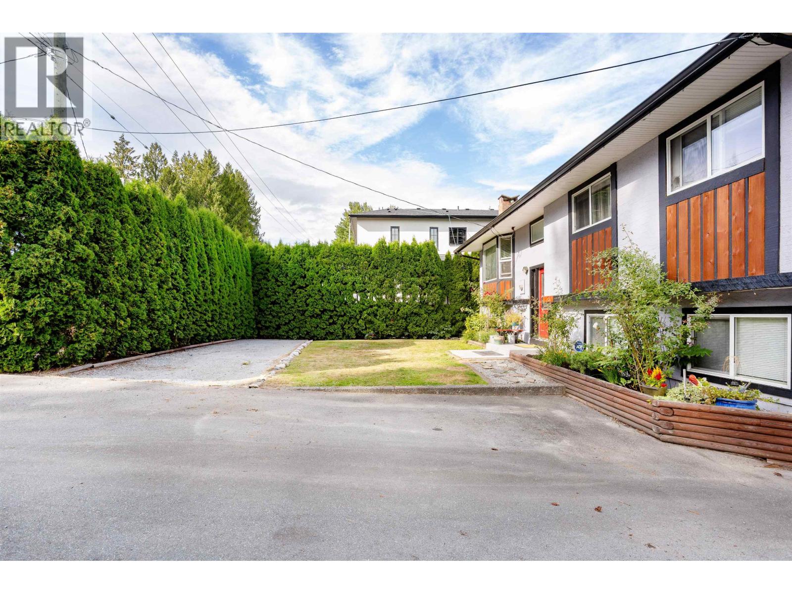 12380 216 Street, Maple Ridge, British Columbia  V2X 5K3 - Photo 4 - R2983172