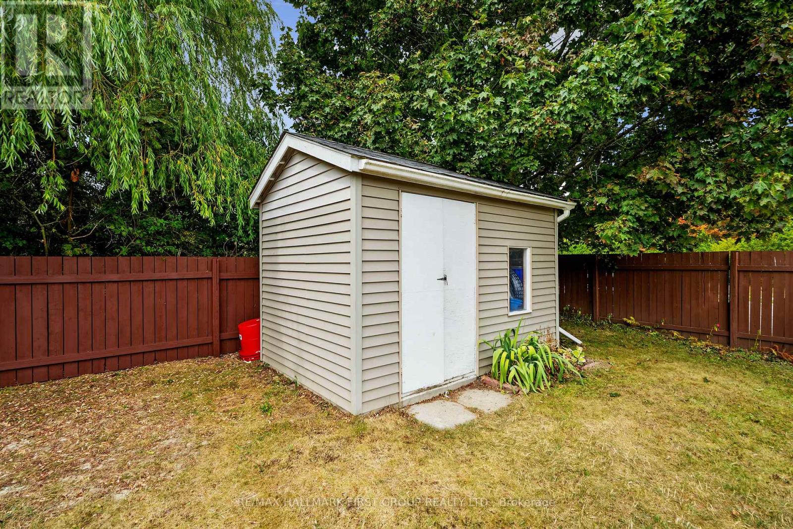 605 Burwash Street, Cobourg, Ontario  K9A 4V9 - Photo 36 - X12354576