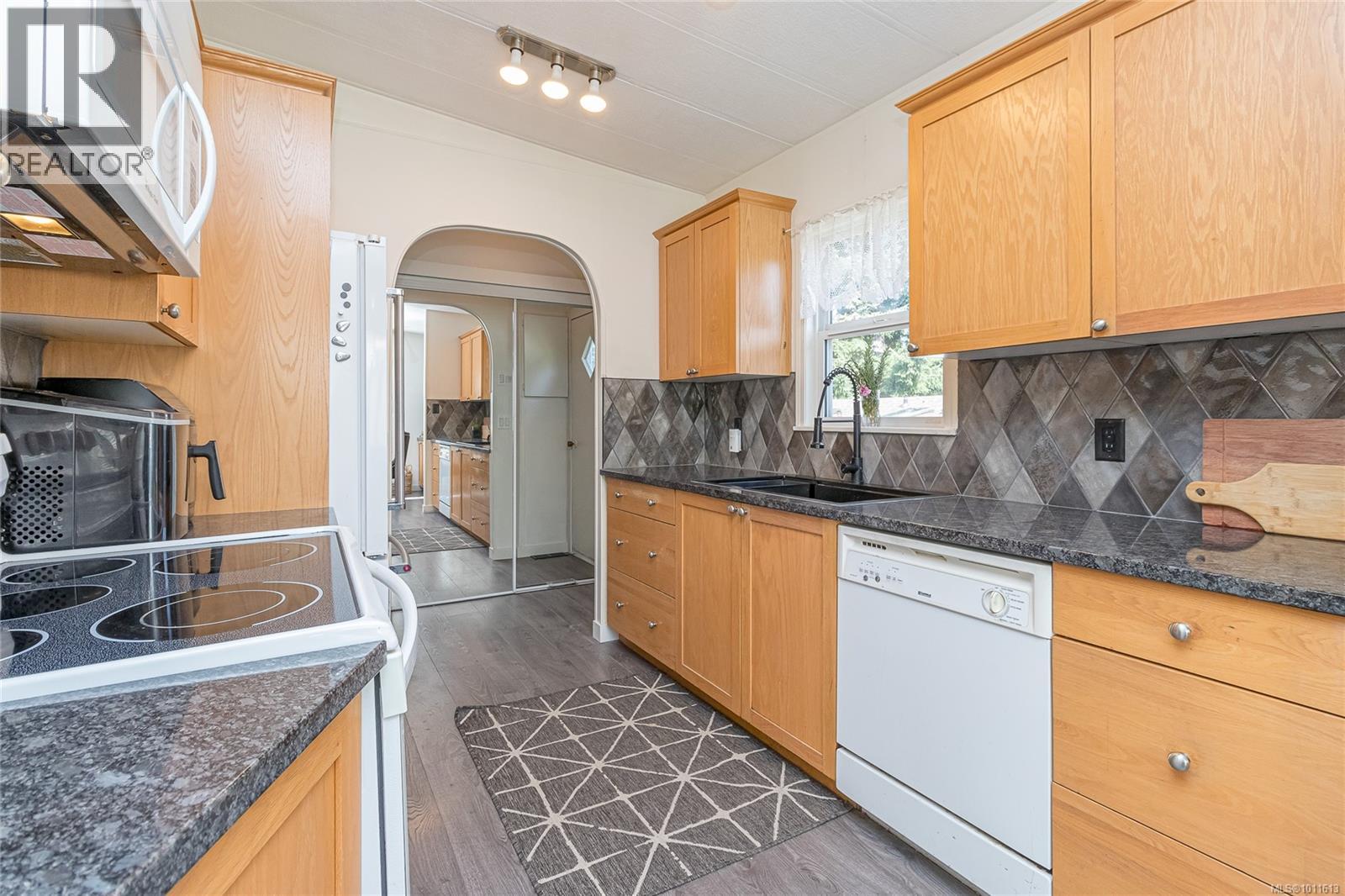 42 2501 Labieux Rd, Nanaimo, British Columbia  V9T 5A6 - Photo 15 - 1011613