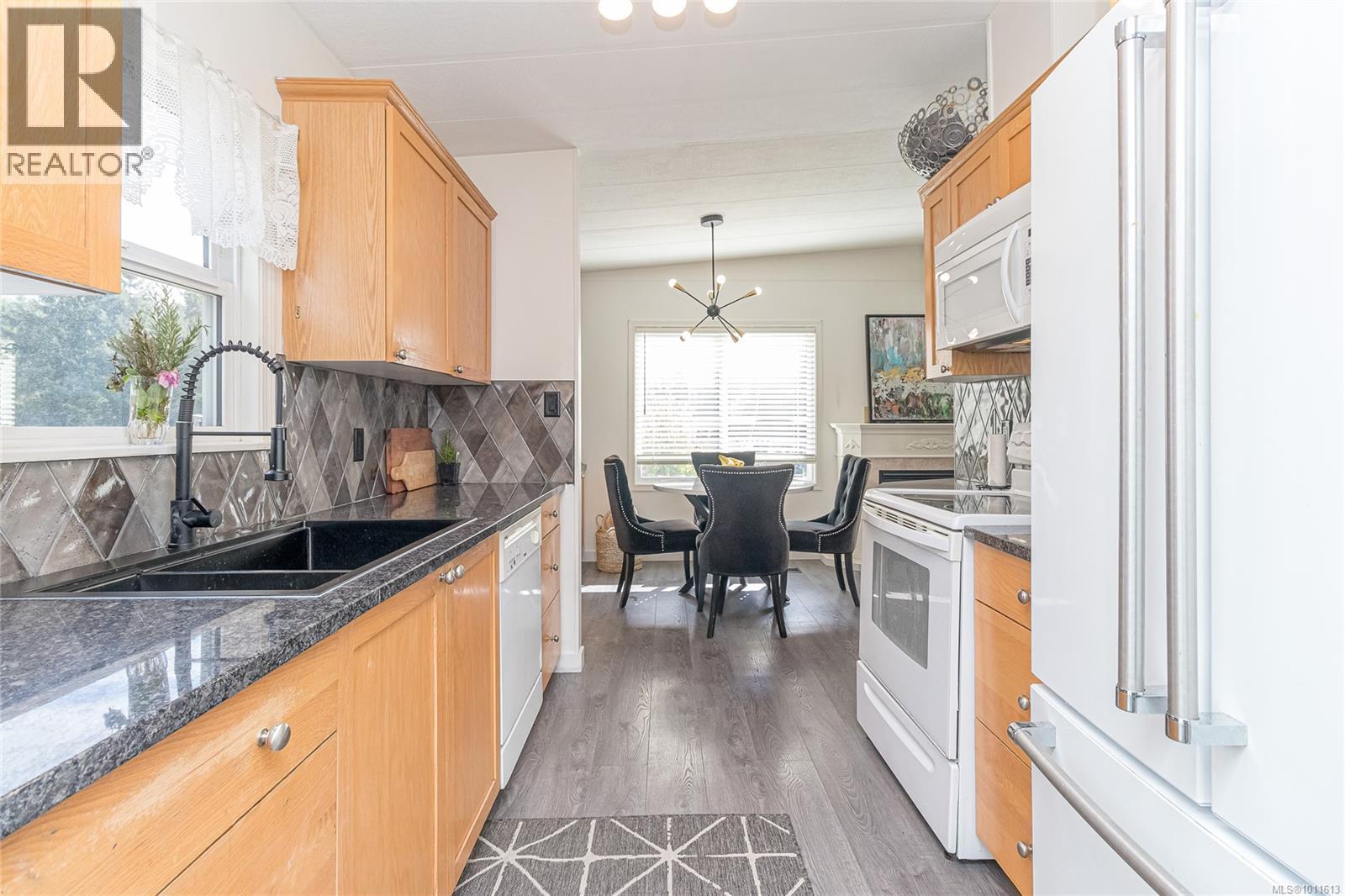 42 2501 Labieux Rd, Nanaimo, British Columbia  V9T 5A6 - Photo 17 - 1011613