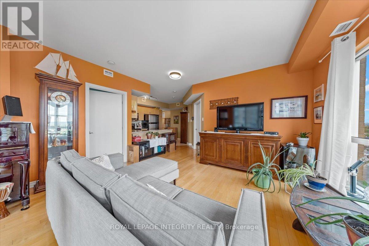 1604 - 70 Landry Street, Ottawa, Ontario  K1L 0A8 - Photo 18 - X12355606