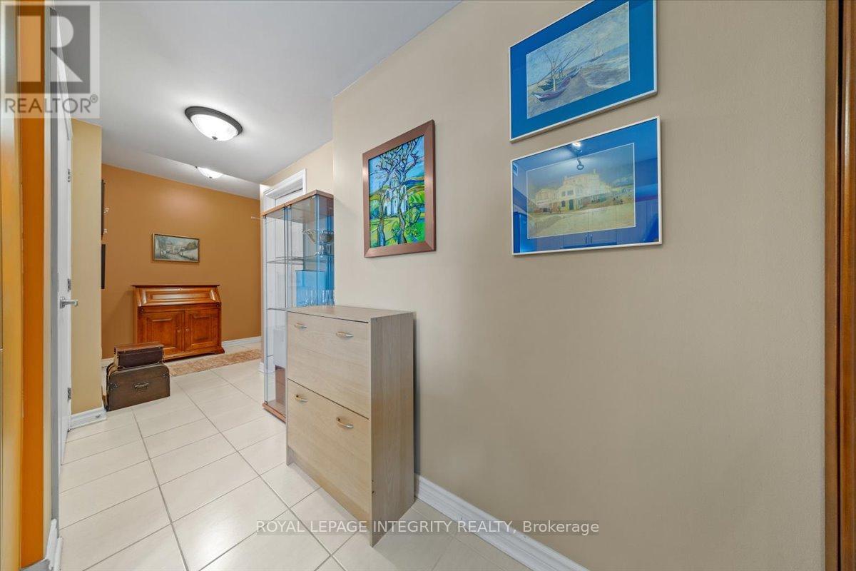 1604 - 70 Landry Street, Ottawa, Ontario  K1L 0A8 - Photo 8 - X12355606