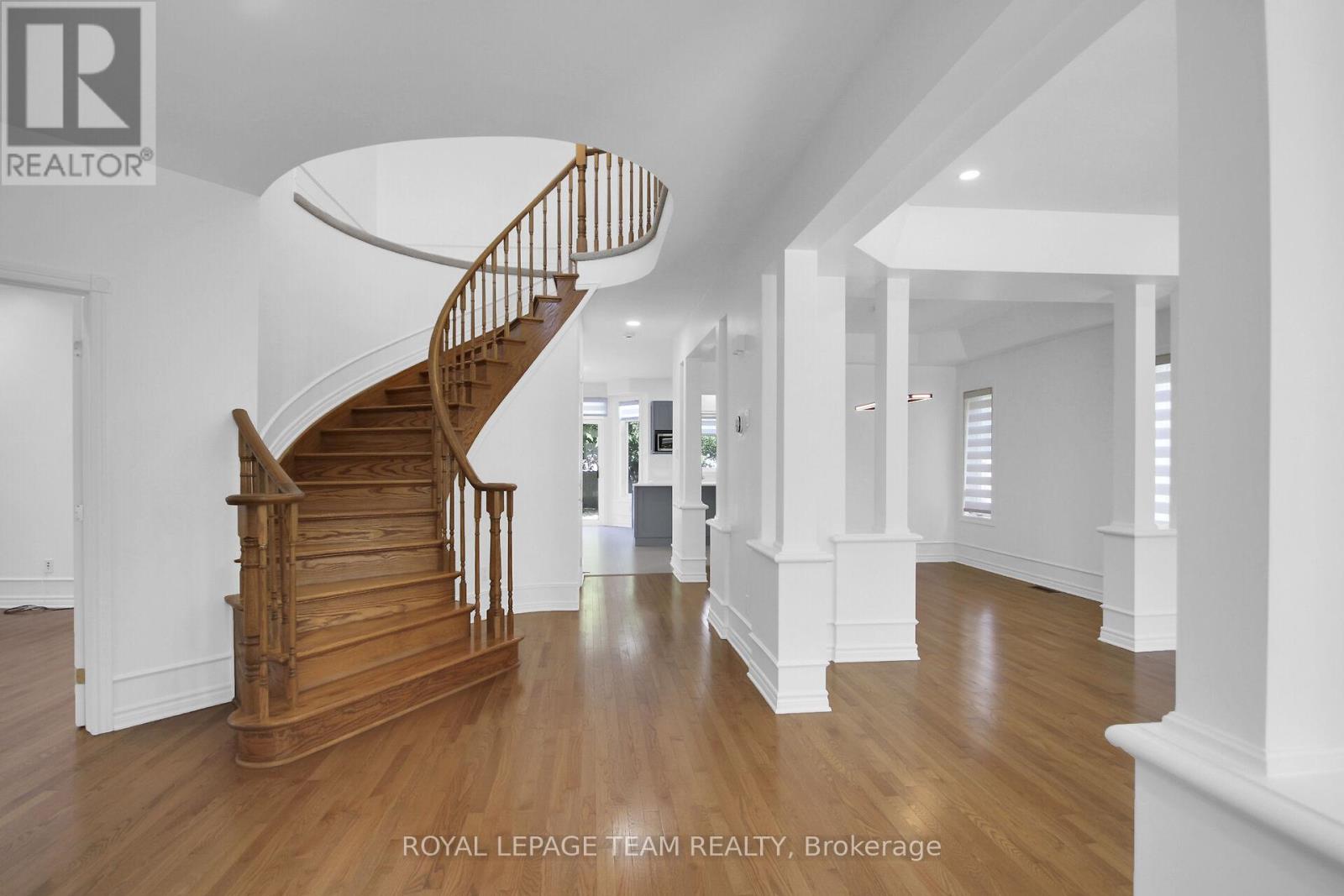 Property at 101 BRIDLE PARK DRIVE image 5