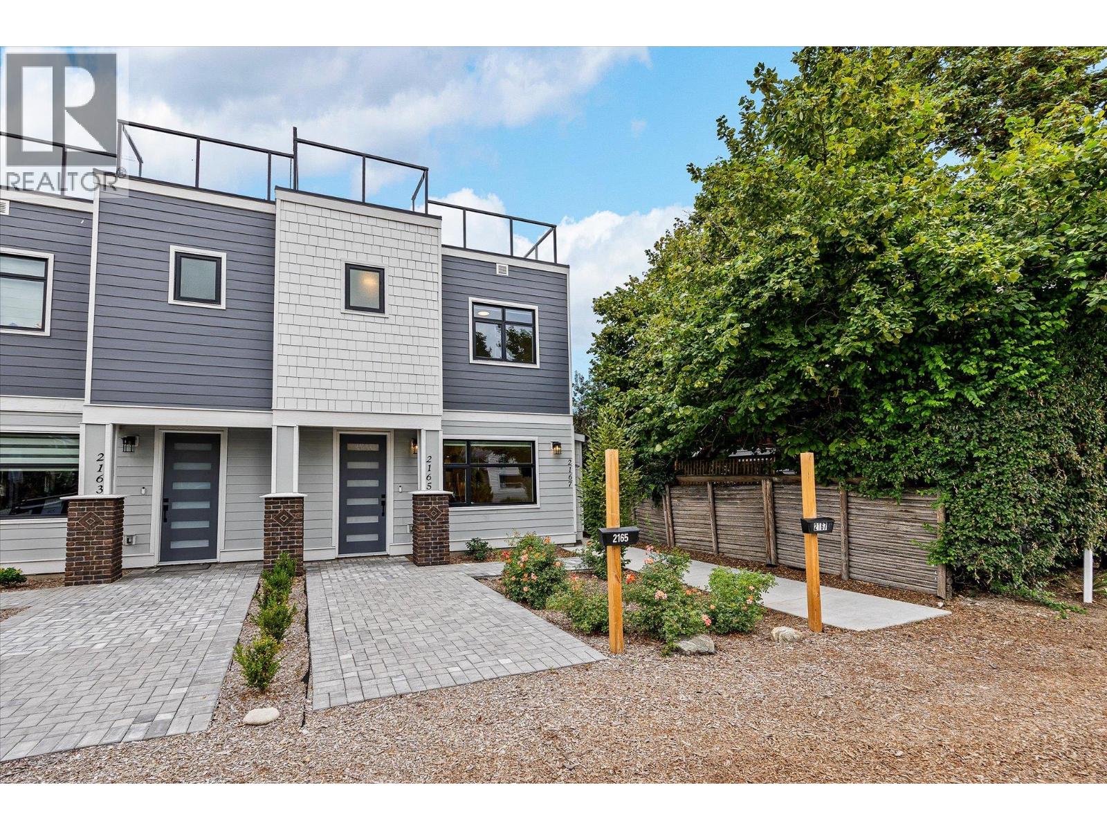 Property at 2165 Woodlawn Street image 2