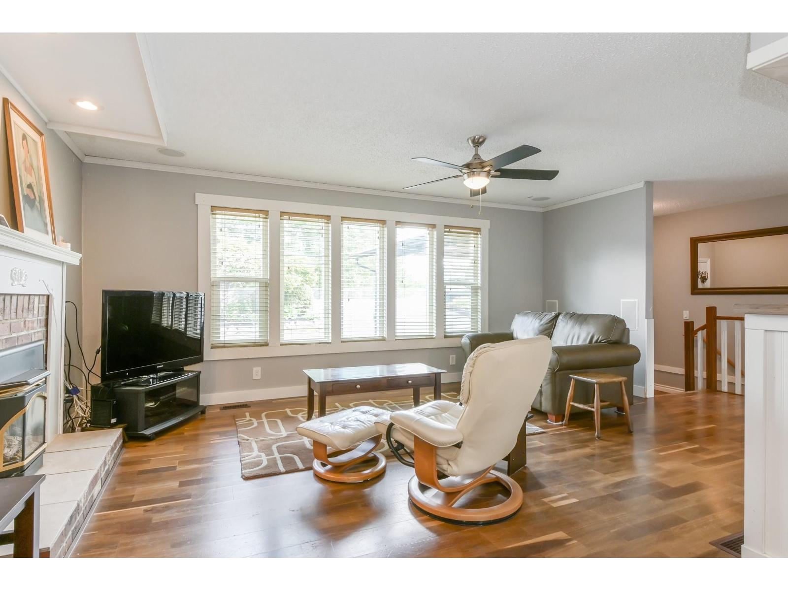 32584 Best Avenue, Mission, British Columbia  V2V 2S6 - Photo 3 - R3037751