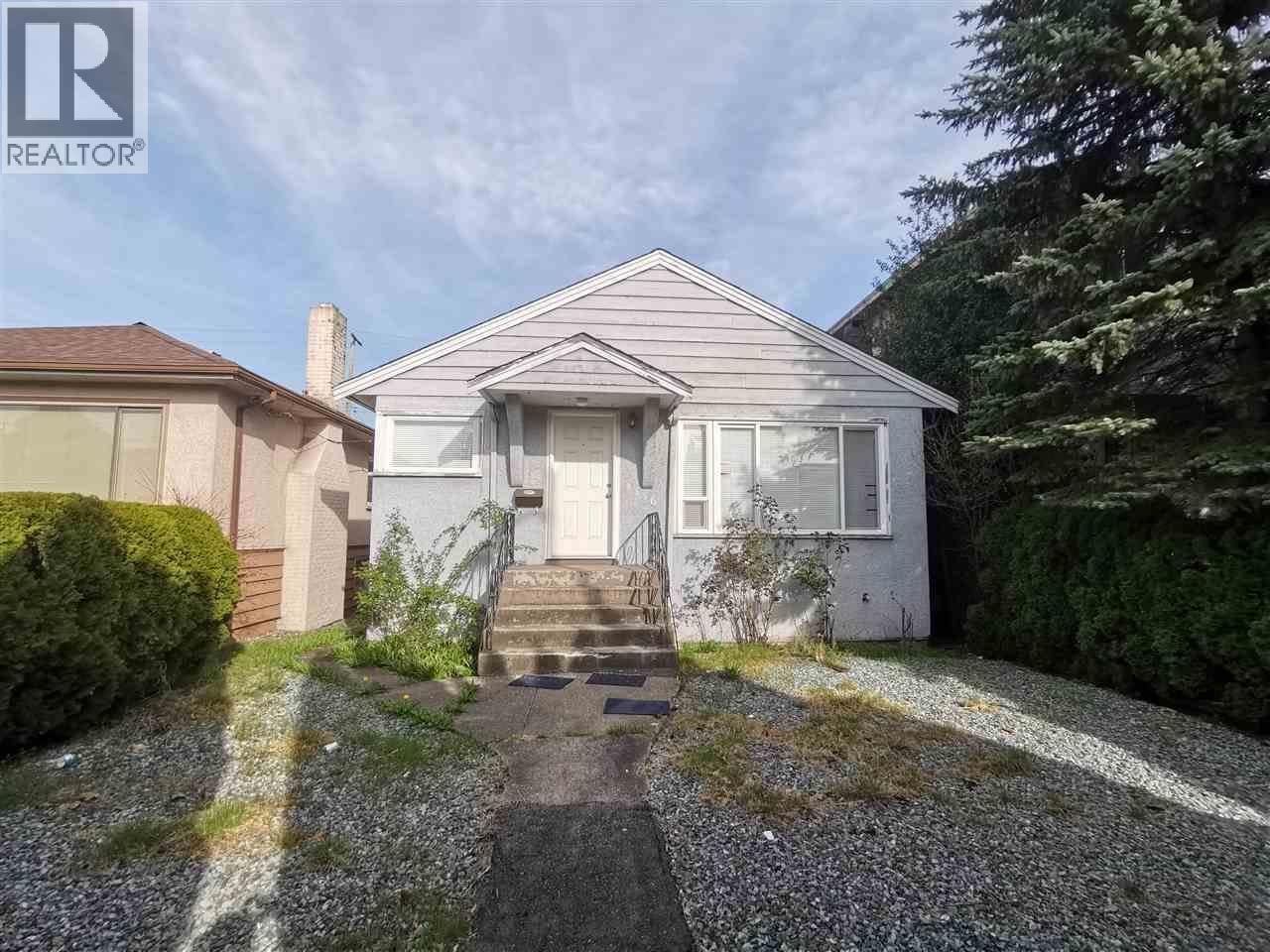 8556 OAK STREET, Vancouver, British Columbia
