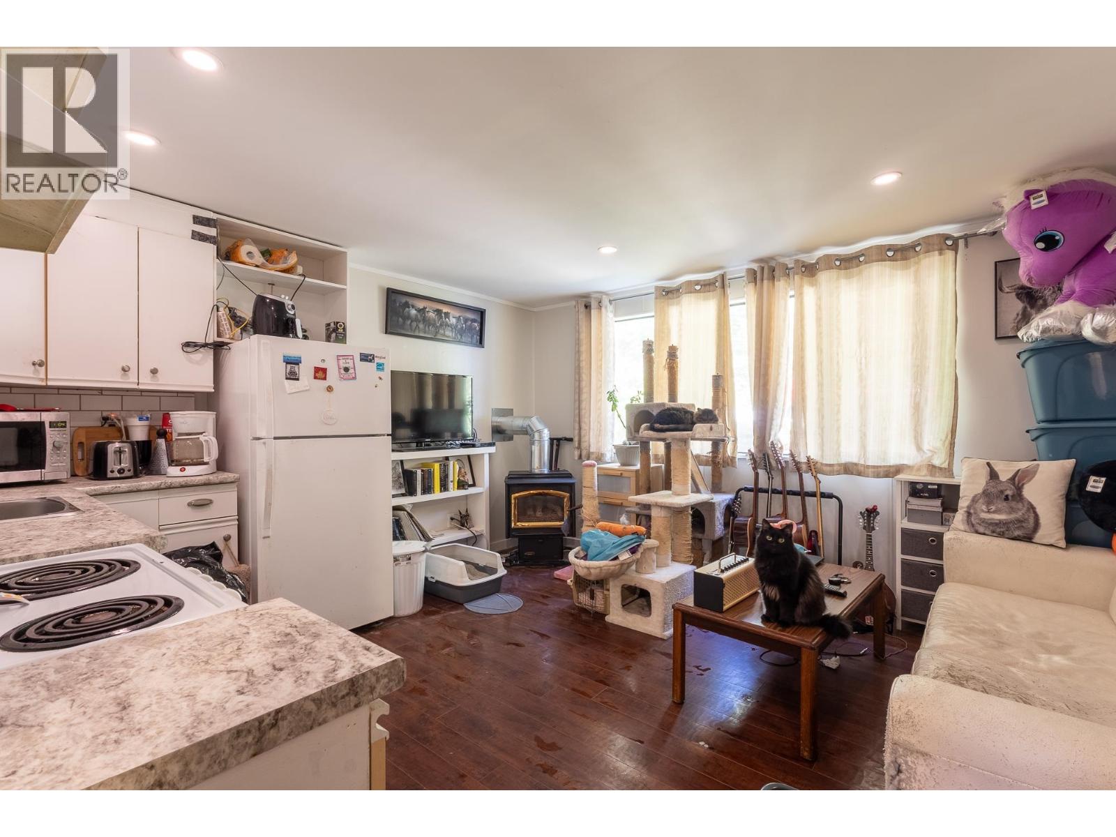 801 Reed Road, Gibsons, British Columbia  V0N 1V7 - Photo 35 - R3039052