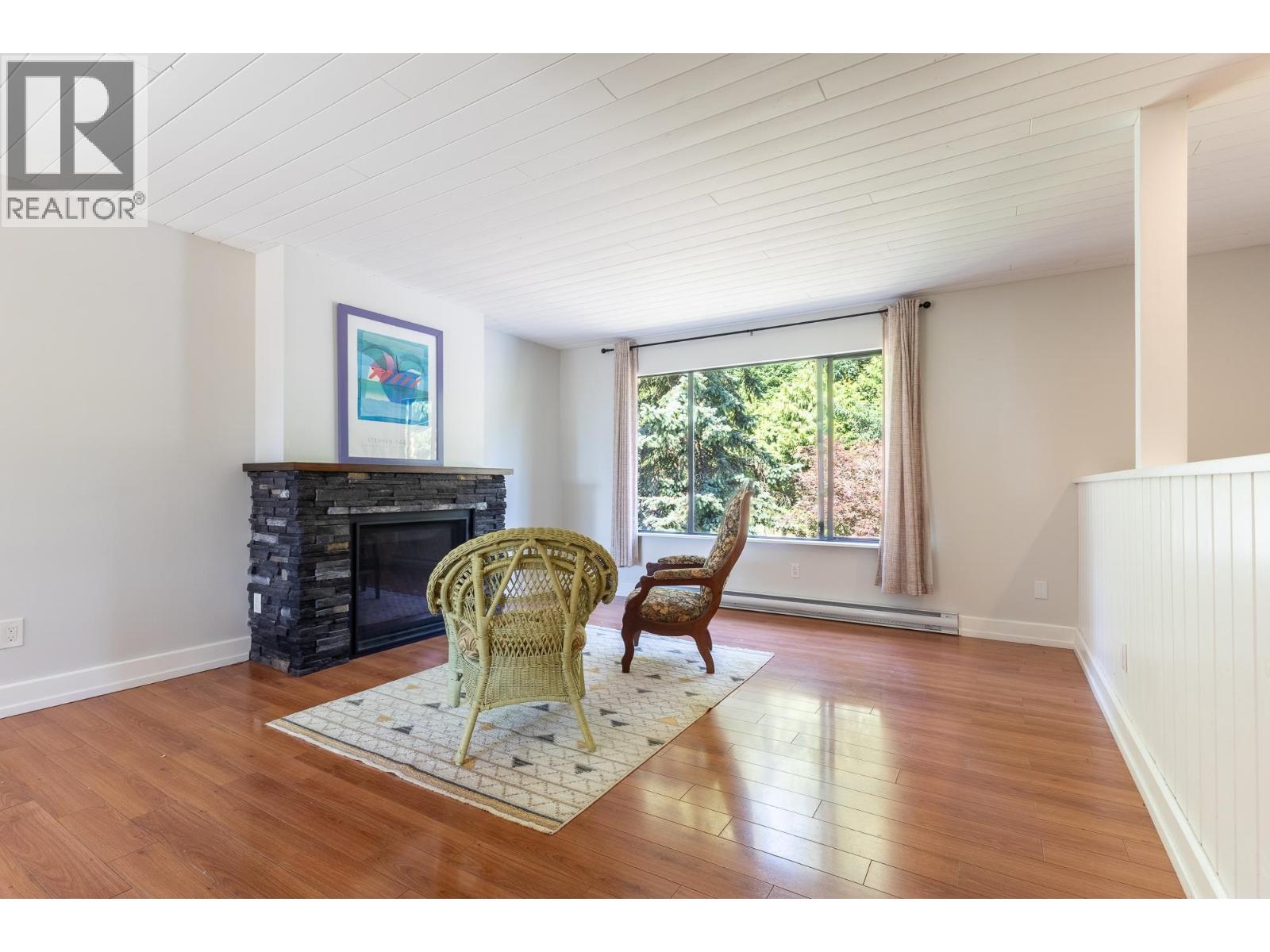 801 Reed Road, Gibsons, British Columbia  V0N 1V7 - Photo 7 - R3039052