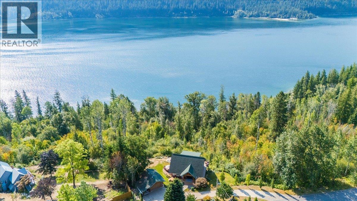 3135 KENIRIS Road, nelson, British Columbia