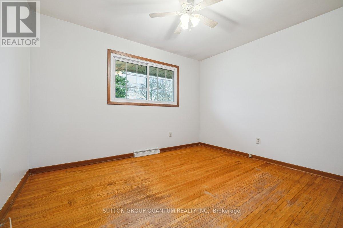 297 Lakeshore Road, St. Catharines, Ontario  L2M 1S1 - Photo 16 - X12355489