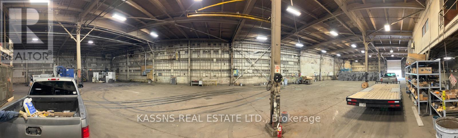 37 Mill Street West, Chatham-Kent, Ontario  N0P 2L0 - Photo 12 - X12355528