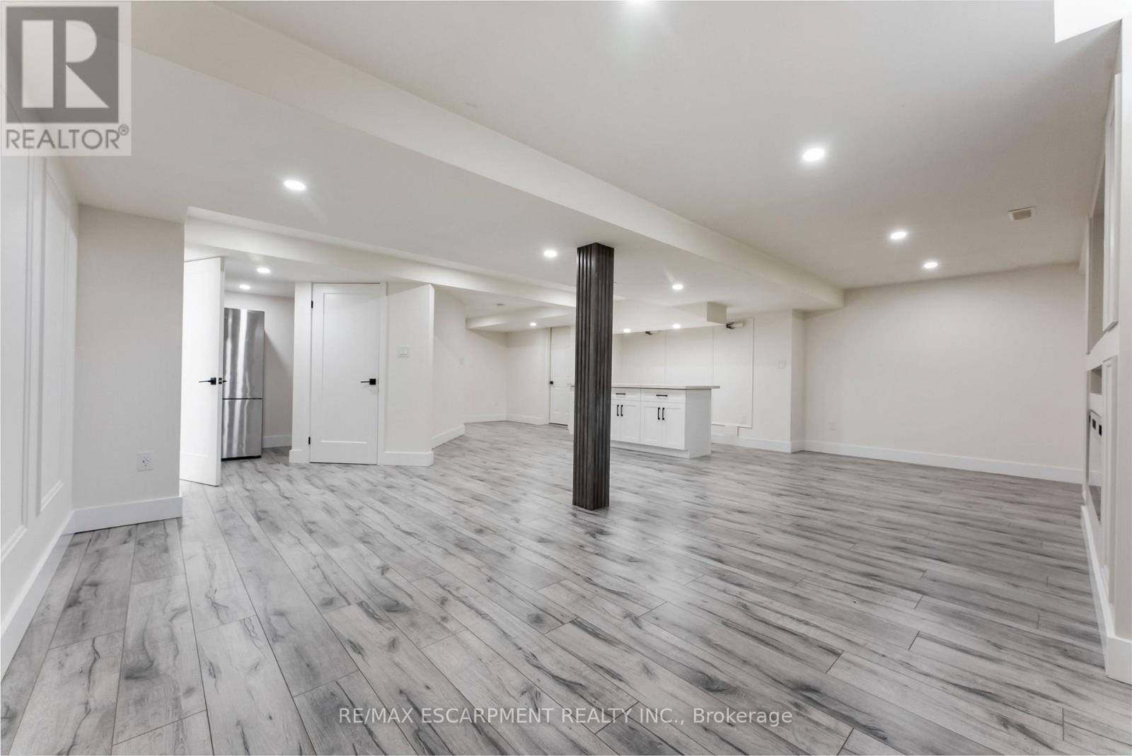 4 Mckibbon Avenue, Hamilton, Ontario  L0R 1P0 - Photo 32 - X12355561