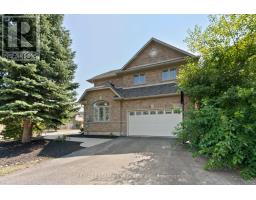 4 McKibbon Avenue, Hamilton (Stoney Creek), Ca