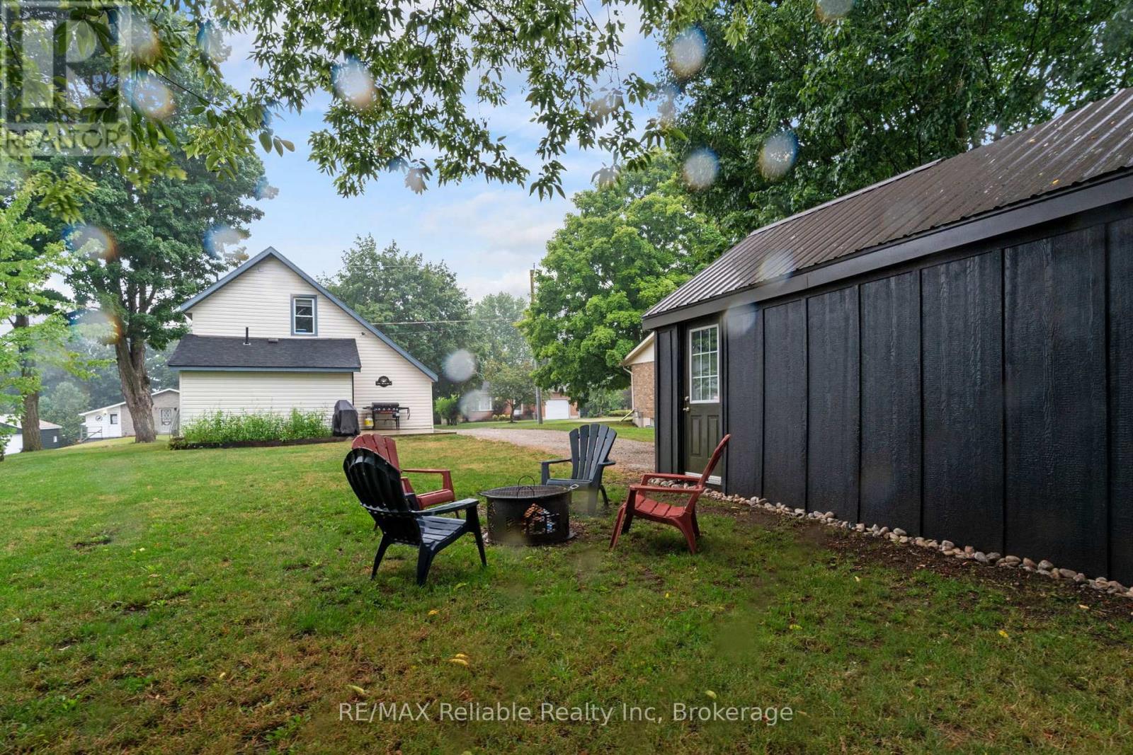 78 Daly Street, Huron East, Ontario  N0K 1W0 - Photo 27 - X12355605