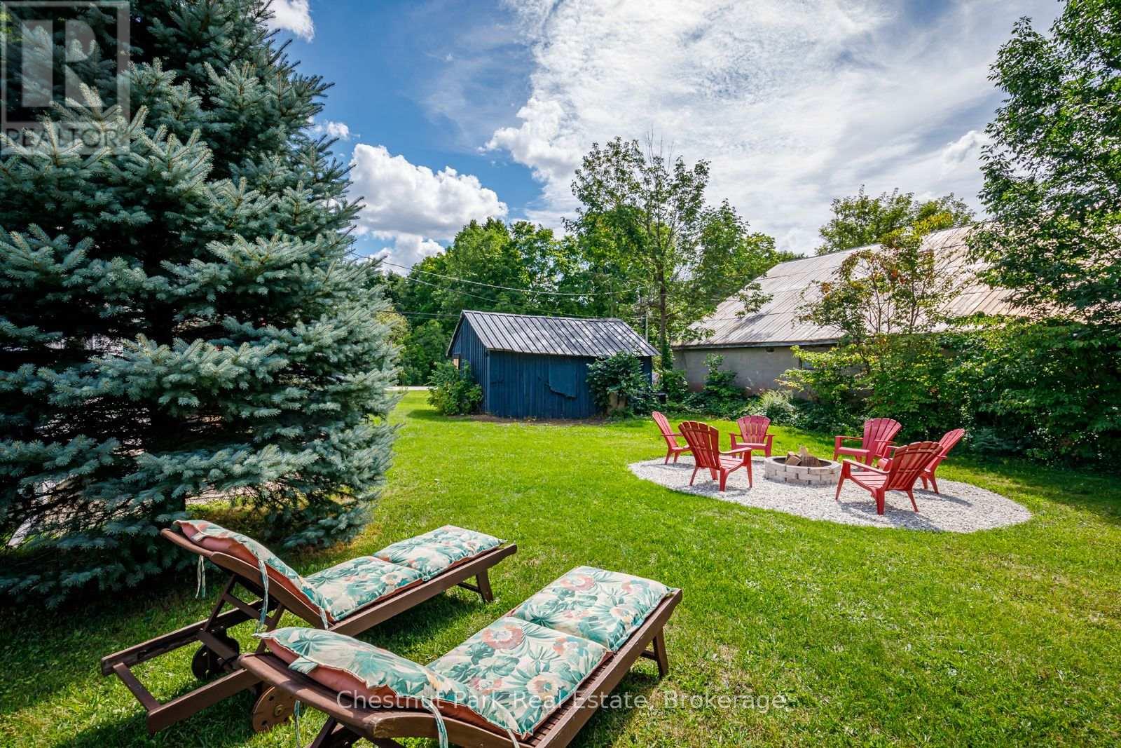 208 Redan Street, Grey Highlands, Ontario  N0C 1E0 - Photo 37 - X12355663