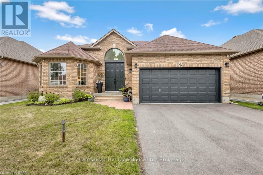 29 Casson Lane, Brantford, Ontario  N3R 7Z5 - Photo 2 - X12355671