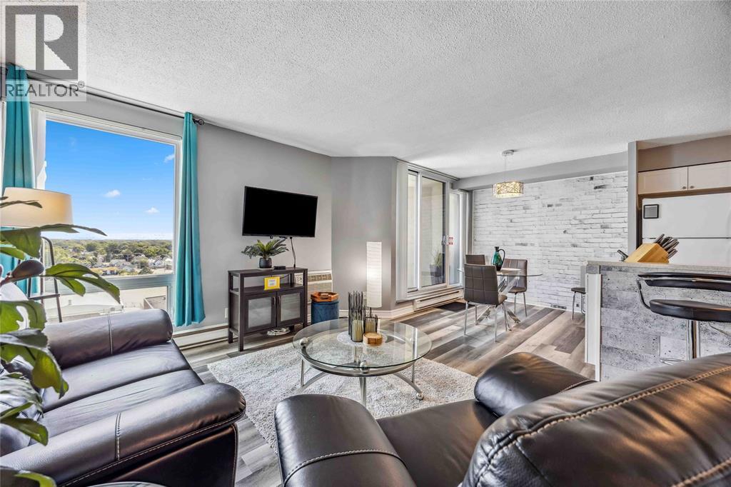 155 Front Street North Unit# 1109, Sarnia, Ontario  N7T 7V5 - Photo 2 - 25021232