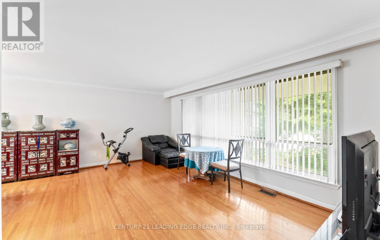 24 Burbank Drive, Toronto, Ontario  M2K 1M8 - Photo 10 - C12355654