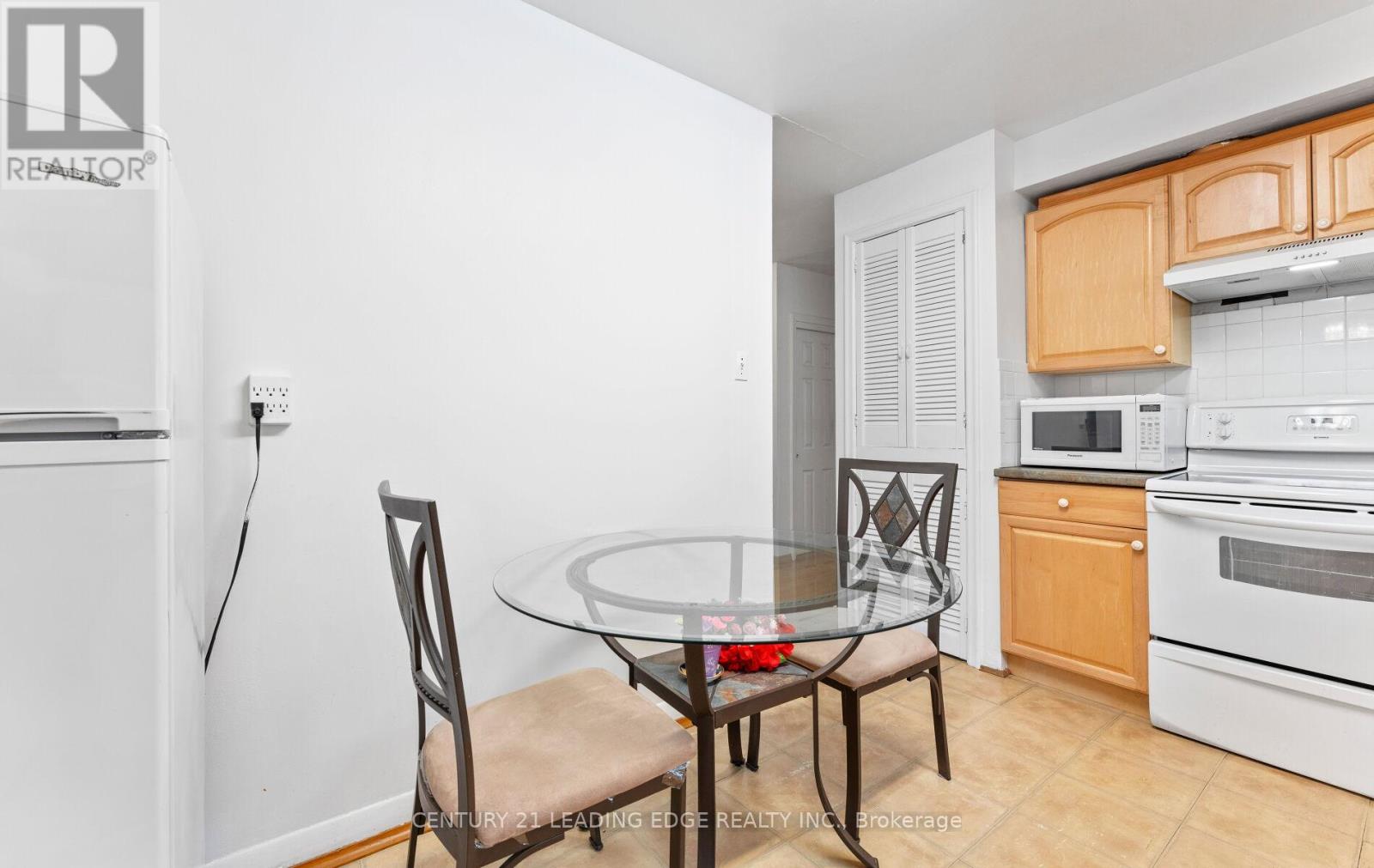 24 Burbank Drive, Toronto, Ontario  M2K 1M8 - Photo 21 - C12355654