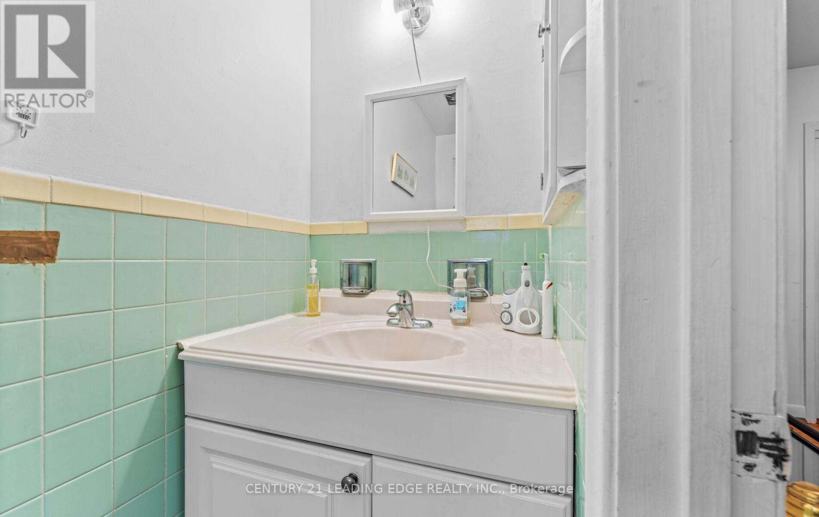 24 Burbank Drive, Toronto, Ontario  M2K 1M8 - Photo 25 - C12355654