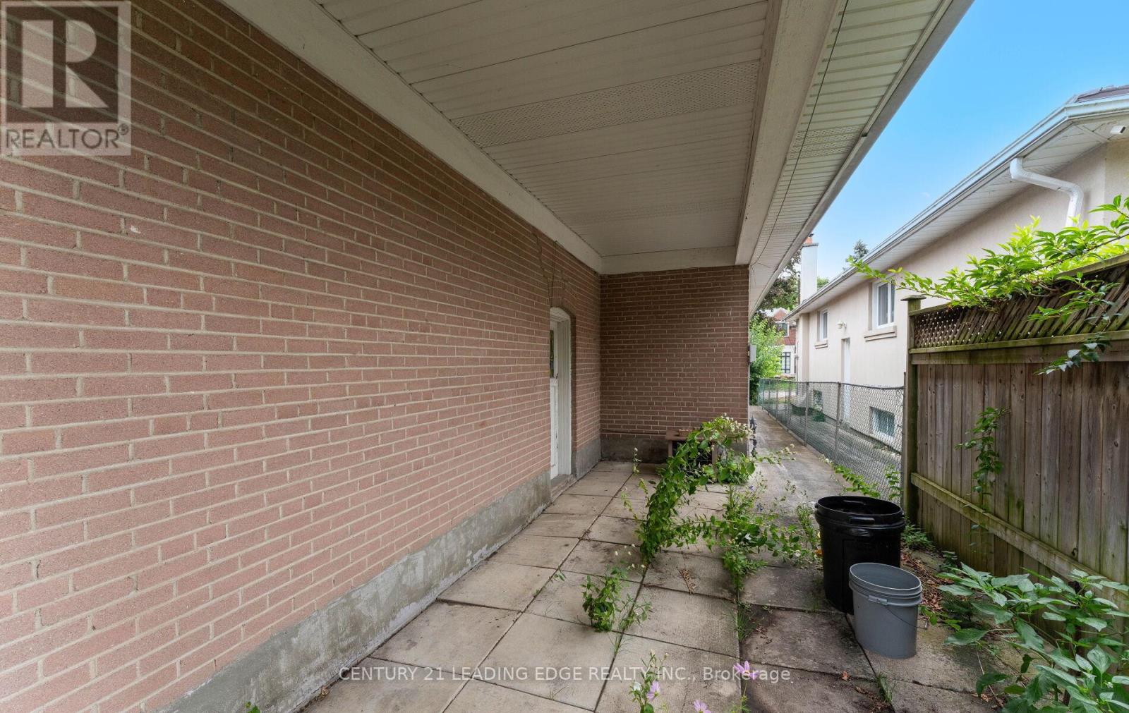 24 Burbank Drive, Toronto, Ontario  M2K 1M8 - Photo 31 - C12355654