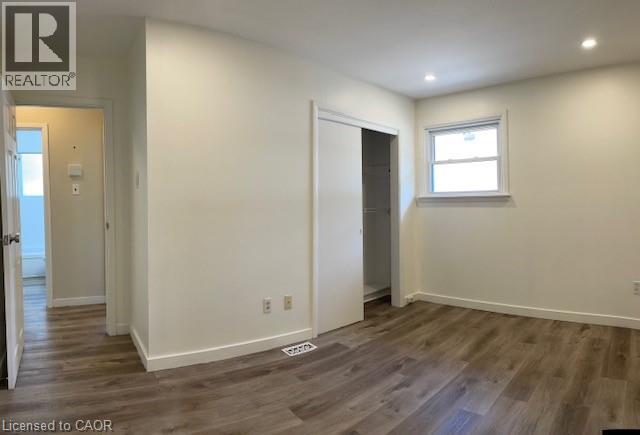 Photo 17 of 30 for 146 Burnside Drive